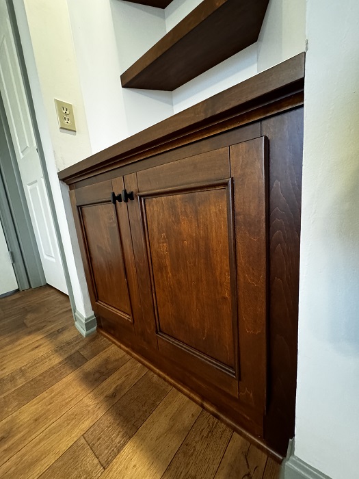 Trim and finish niche